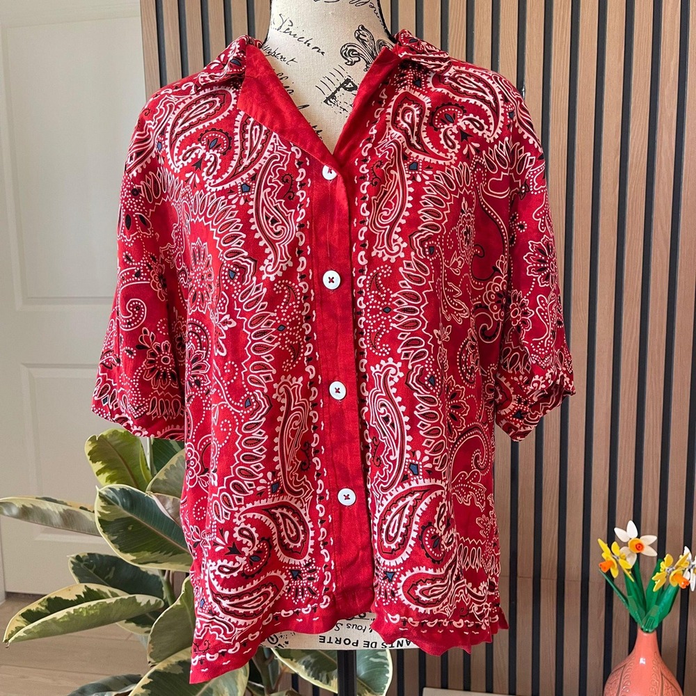 Francesca Rose Red Paisley Print Rayon Button Down Shirt Top Large‎